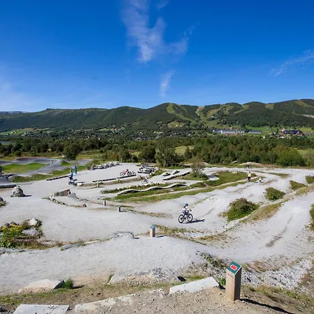 別荘 Cozy Family In